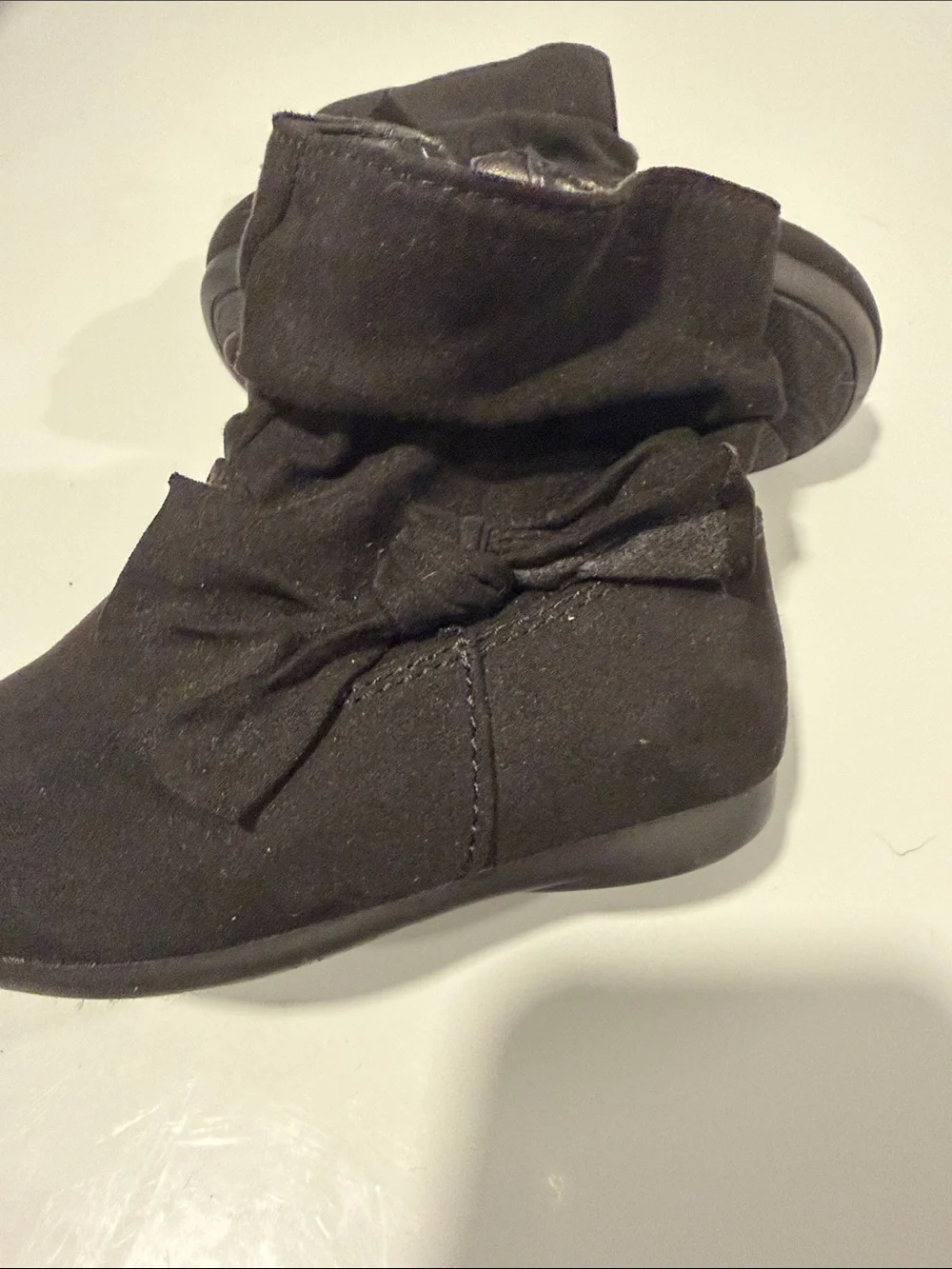 Cat & Jack Black Girls Ruffle Zip Ankle Boots